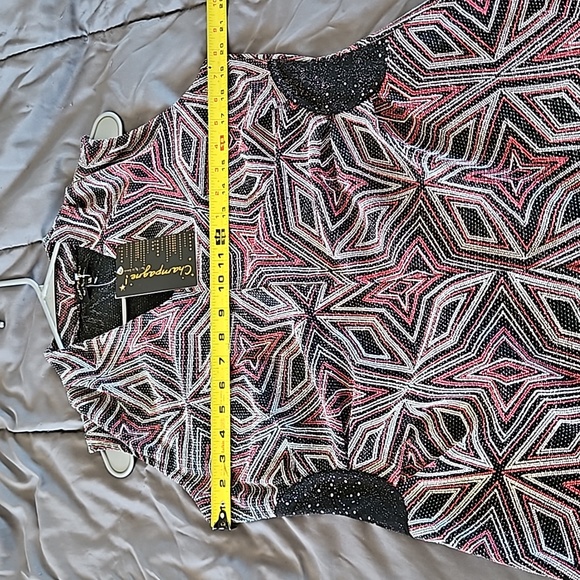 NWT Glitter sleeveless top - Picture 5 of 7